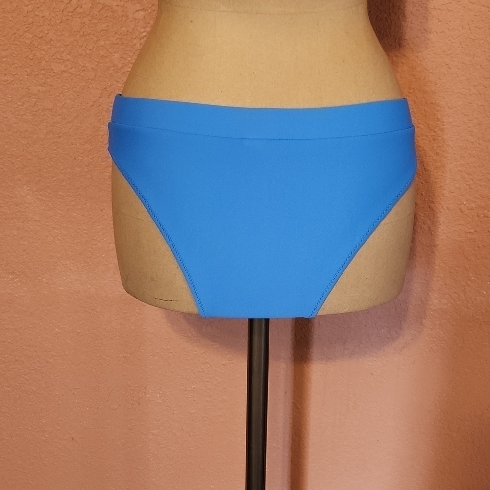 Blue bikini Size small Beach vacation swim pool travel resortwear cruise - Picture 4 of 7